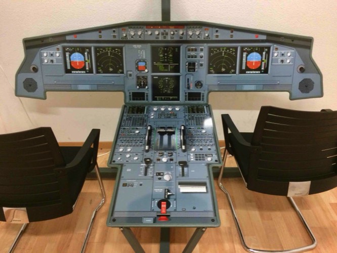 Airbus A320 Cockpit Mockup Trainer 2
